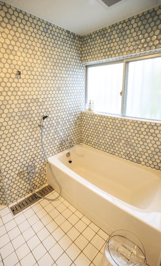 Mihama Beach House Villa Chatan Exterior photo