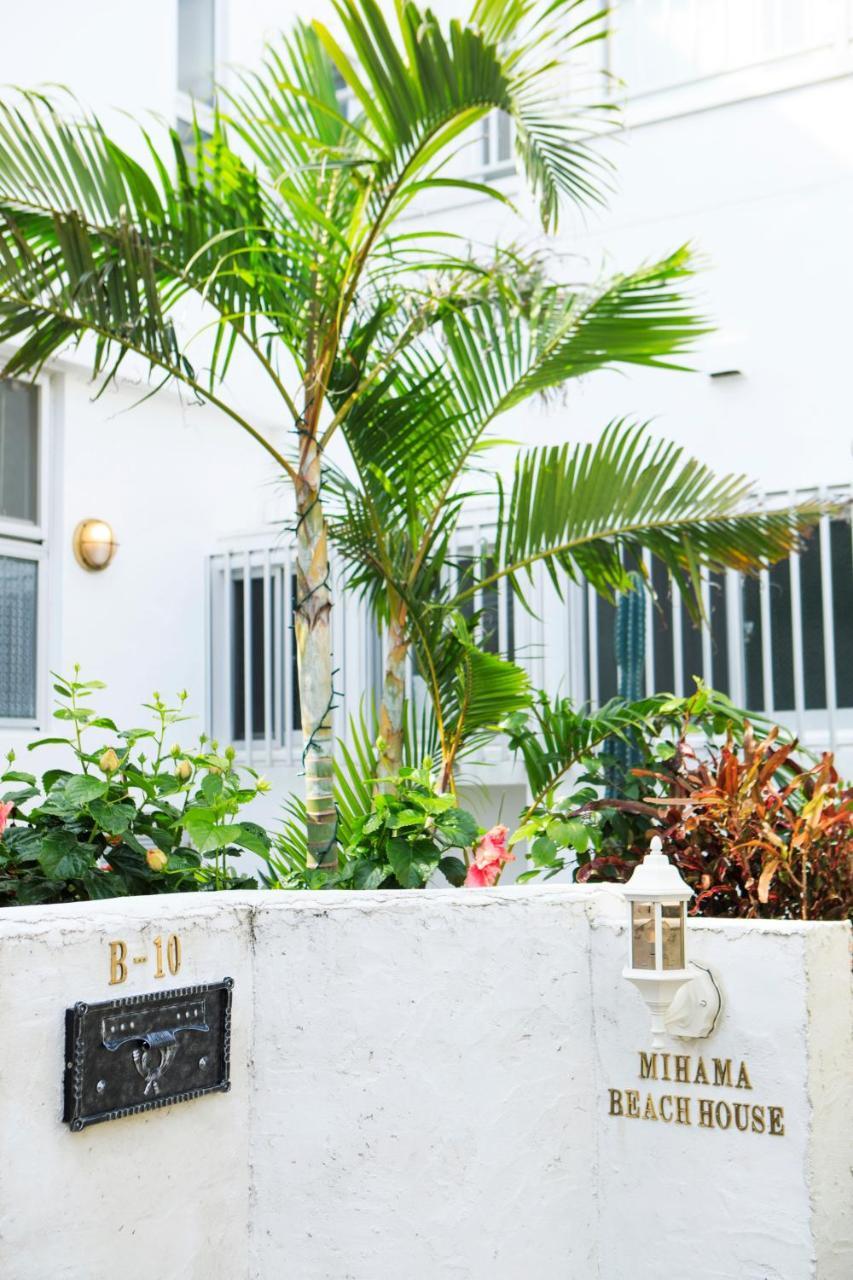 Mihama Beach House Villa Chatan Exterior photo